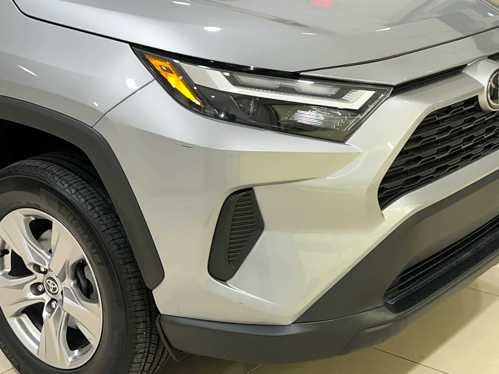 Used 2023 Toyota RAV4 XLE w/ Convenience Package AWD/4WD image 2