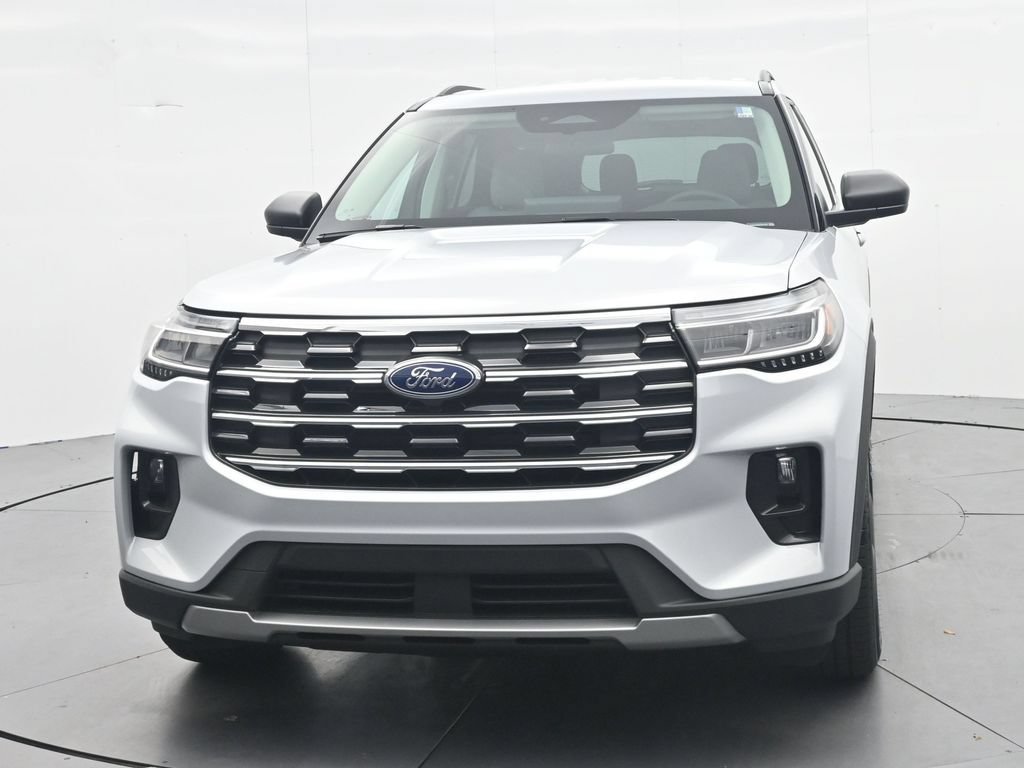 New 2026 Ford Explorer Active w/ Active Comfort Package RWD image 2