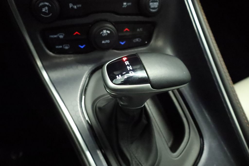 Used 2016 Dodge Challenger SXT Plus image 32