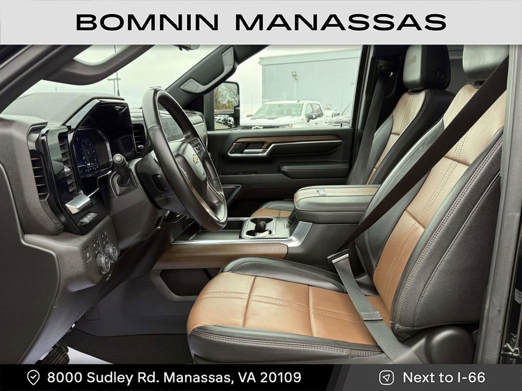 Used 2024 Chevrolet Silverado 3500 High Country w/ High Country Premium Package image 18