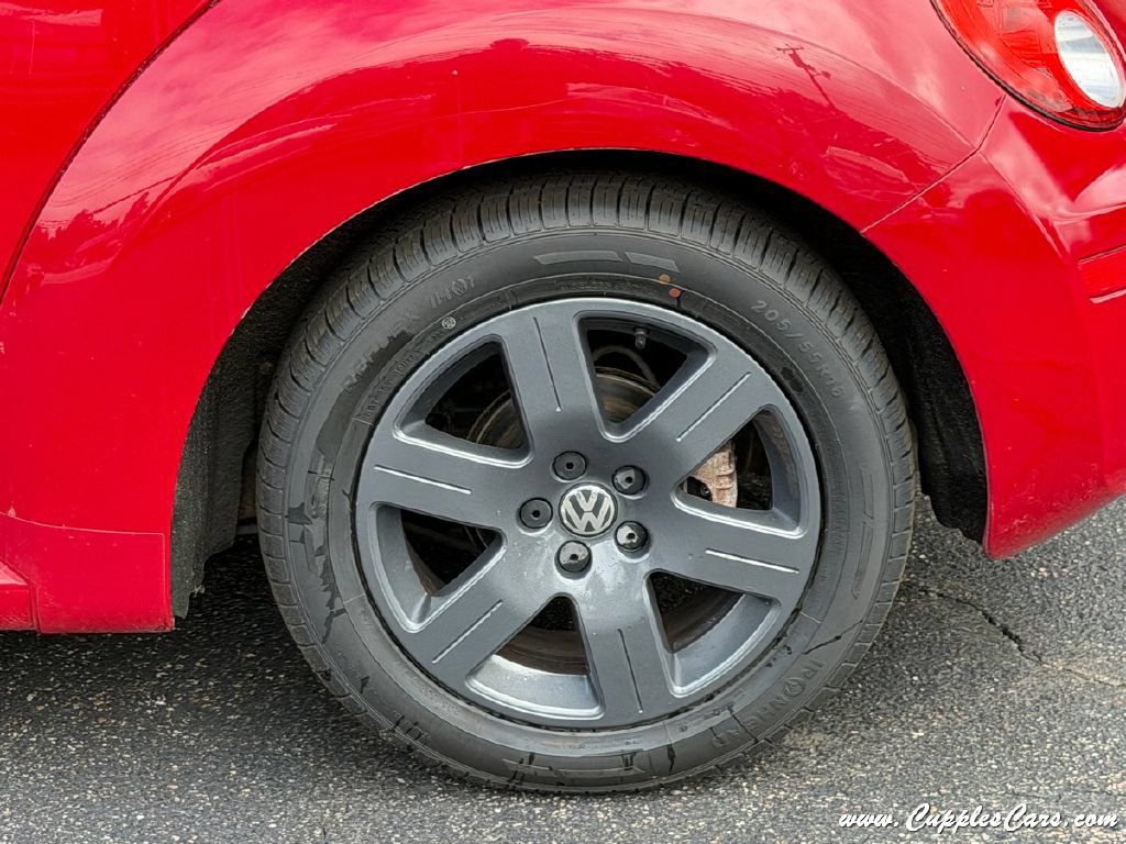 Used 2006 Volkswagen Beetle Convertible w/ Package 1 FWD image 32
