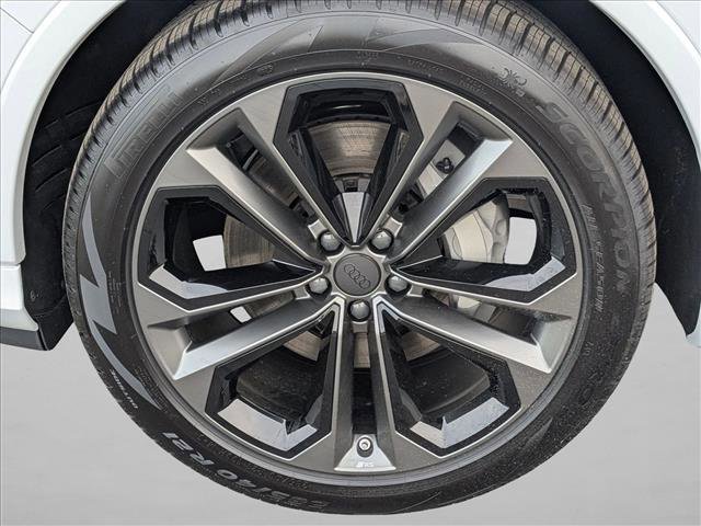 New 2026 Audi Q7 Premium Plus image 9