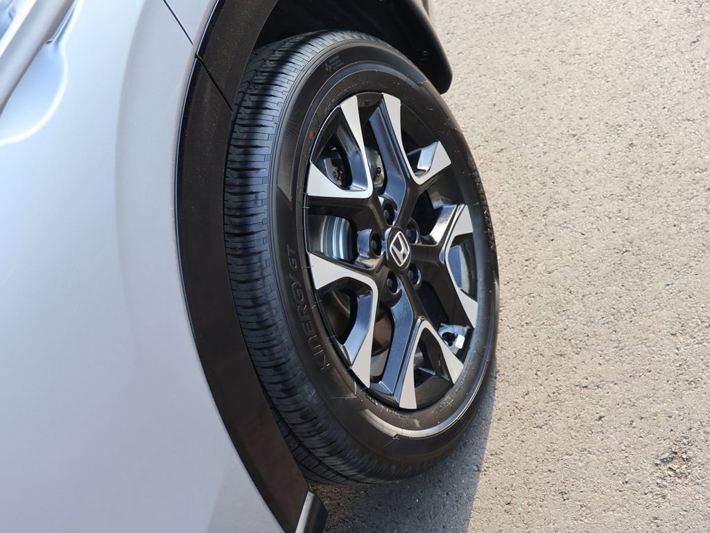 Certified 2026 Honda HR-V EX-L image 33