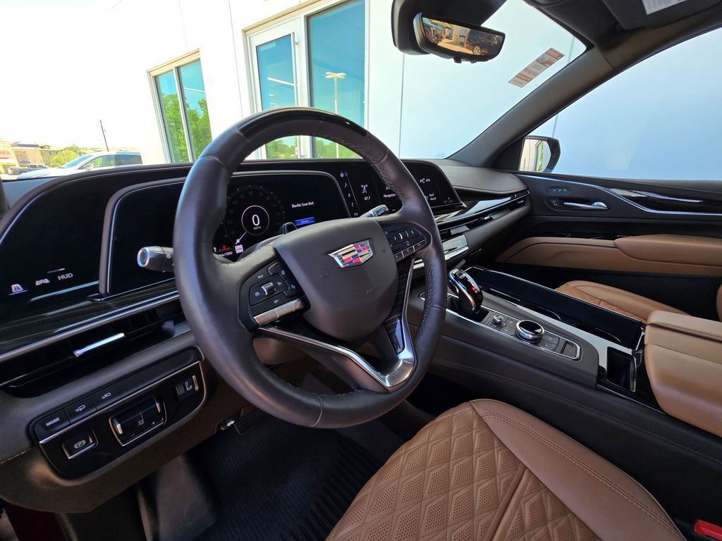 Used 2022 Cadillac Escalade ESV Premium Luxury w/ Performance Package RWD image 12