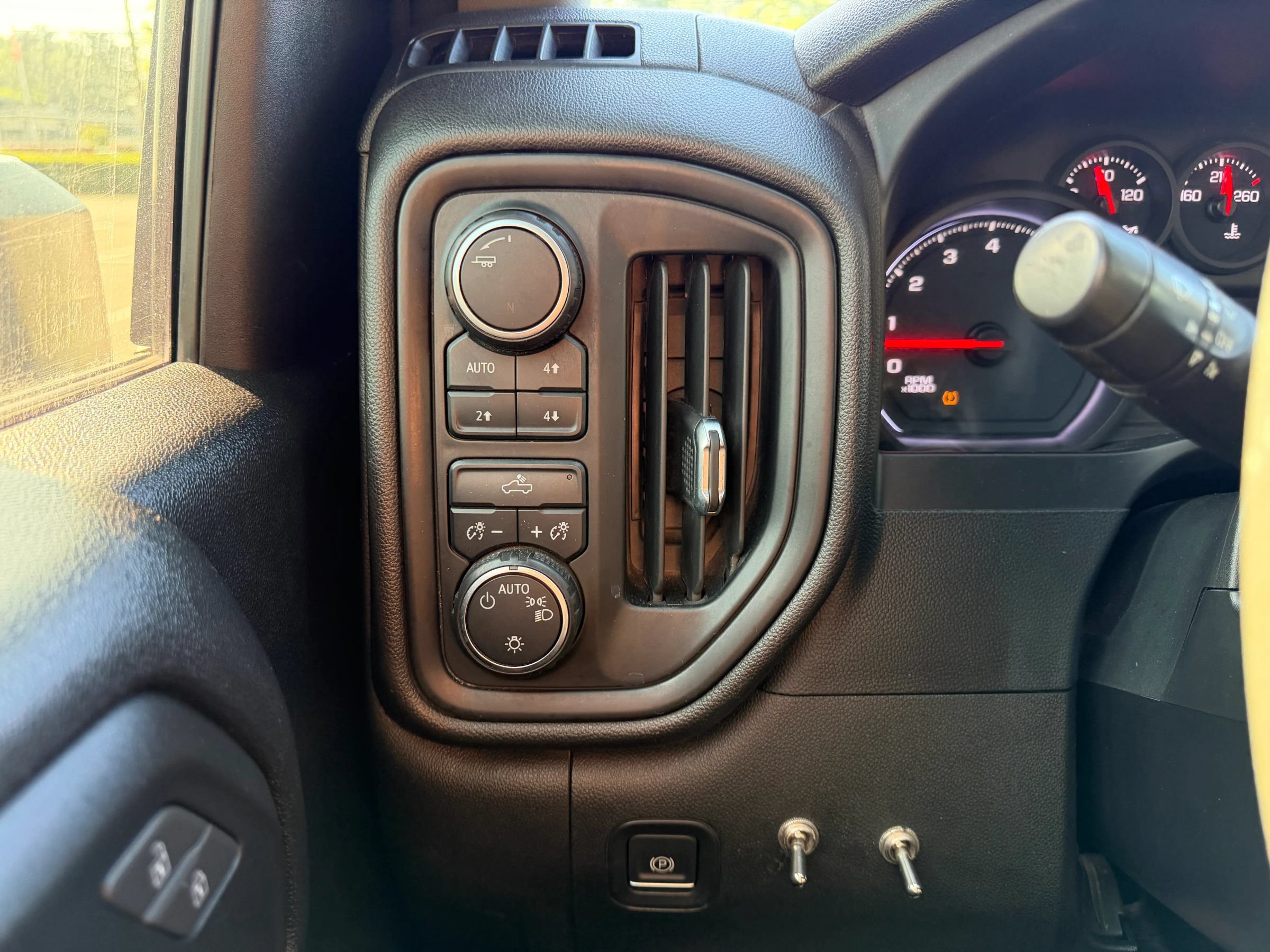 Used 2022 Chevrolet Silverado 2500 W/T w/ WT Fleet Convenience Package AWD/4WD image 26