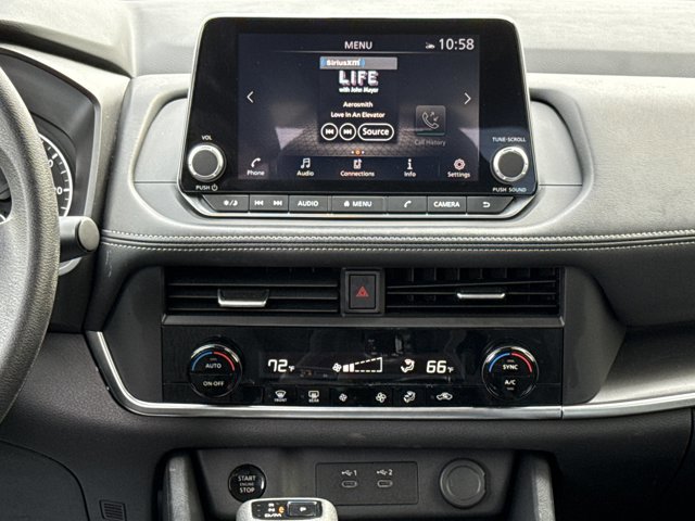 Used 2024 Nissan Rogue SV image 23