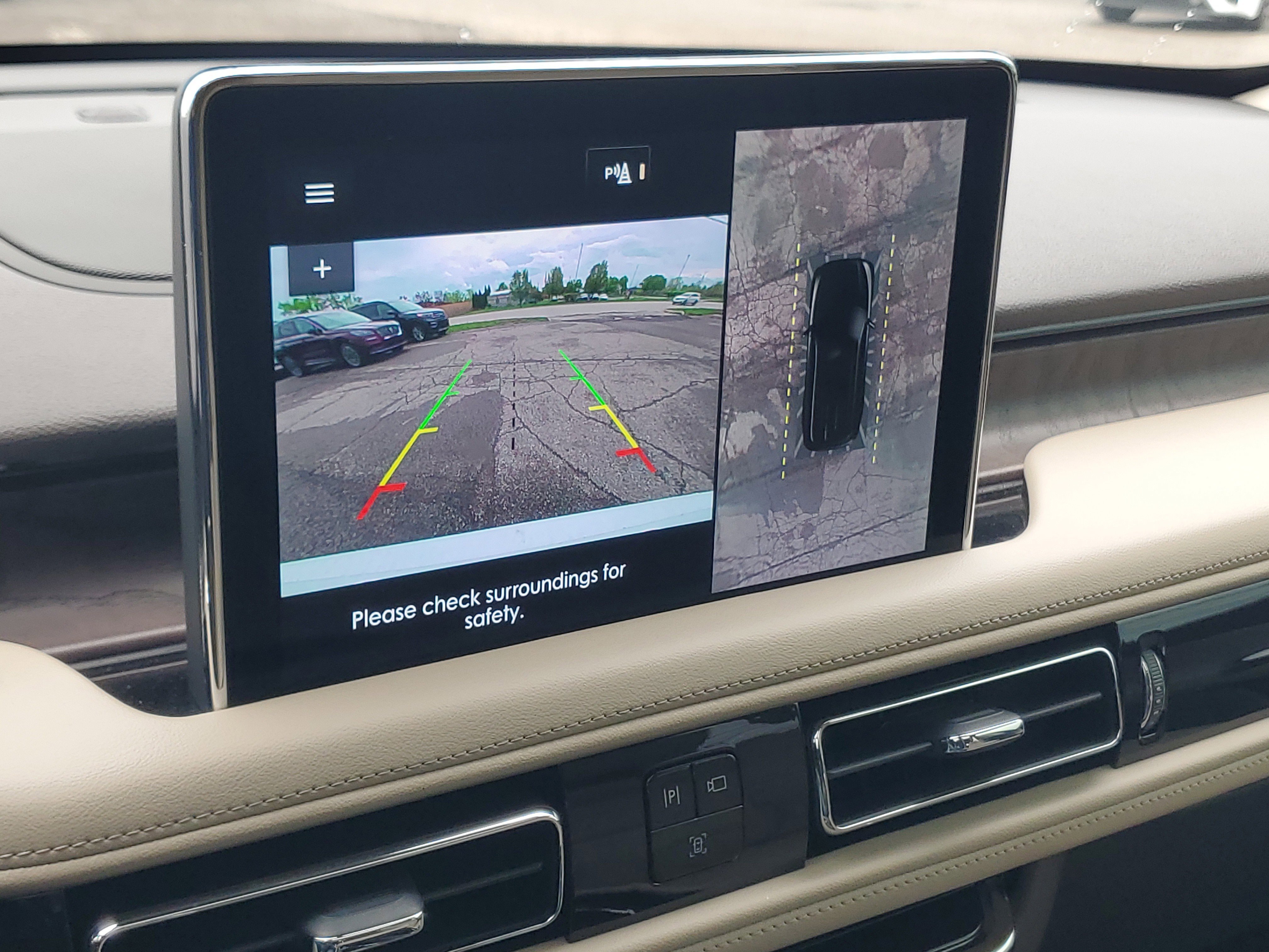 Used 2023 Lincoln Aviator Reserve w/ Equipment Group 201A AWD/4WD image 17