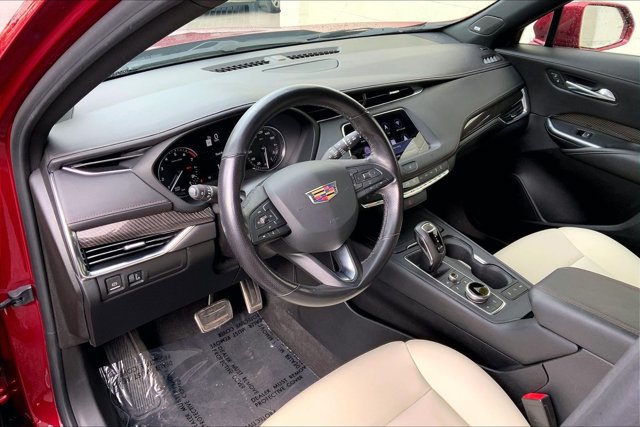 Used 2019 Cadillac XT4 Sport FWD image 14