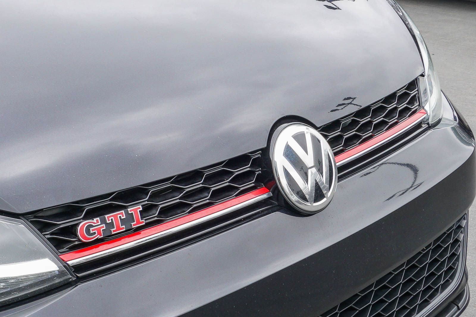 Used 2021 Volkswagen GTI S FWD image 5