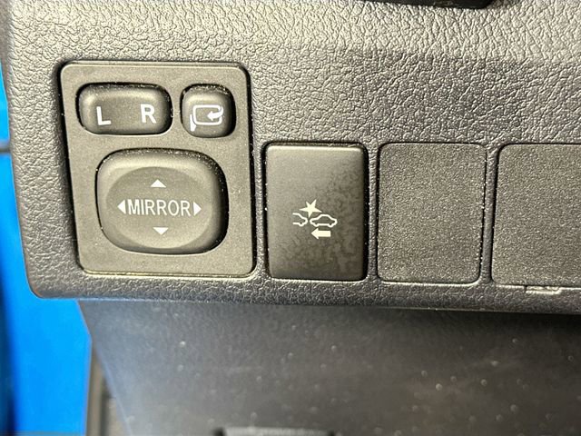 Used 2017 Toyota Corolla iM FWD image 21