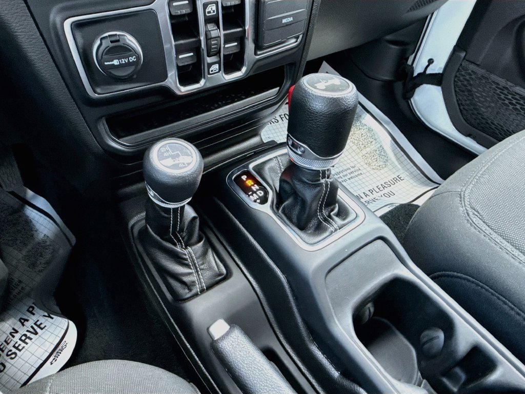 Certified 2023 Jeep Wrangler Unlimited Sahara AWD/4WD image 18