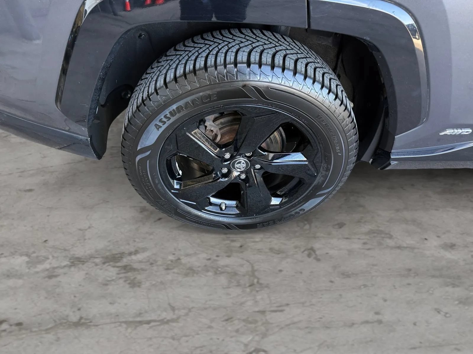 Used 2019 Toyota RAV4 XSE w/ Carpet Mat Package AWD/4WD image 45