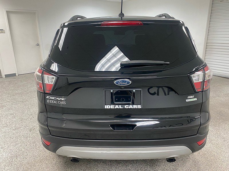Used 2018 Ford Escape SE image 6