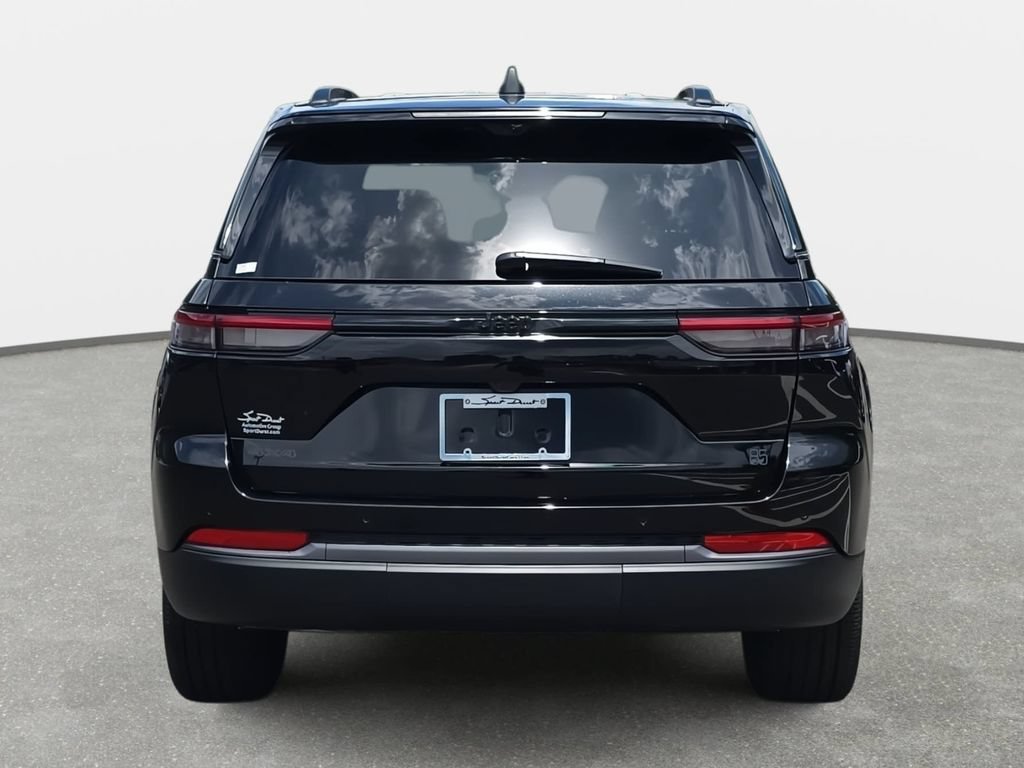 New 2026 Jeep Grand Cherokee Limited AWD/4WD image 6