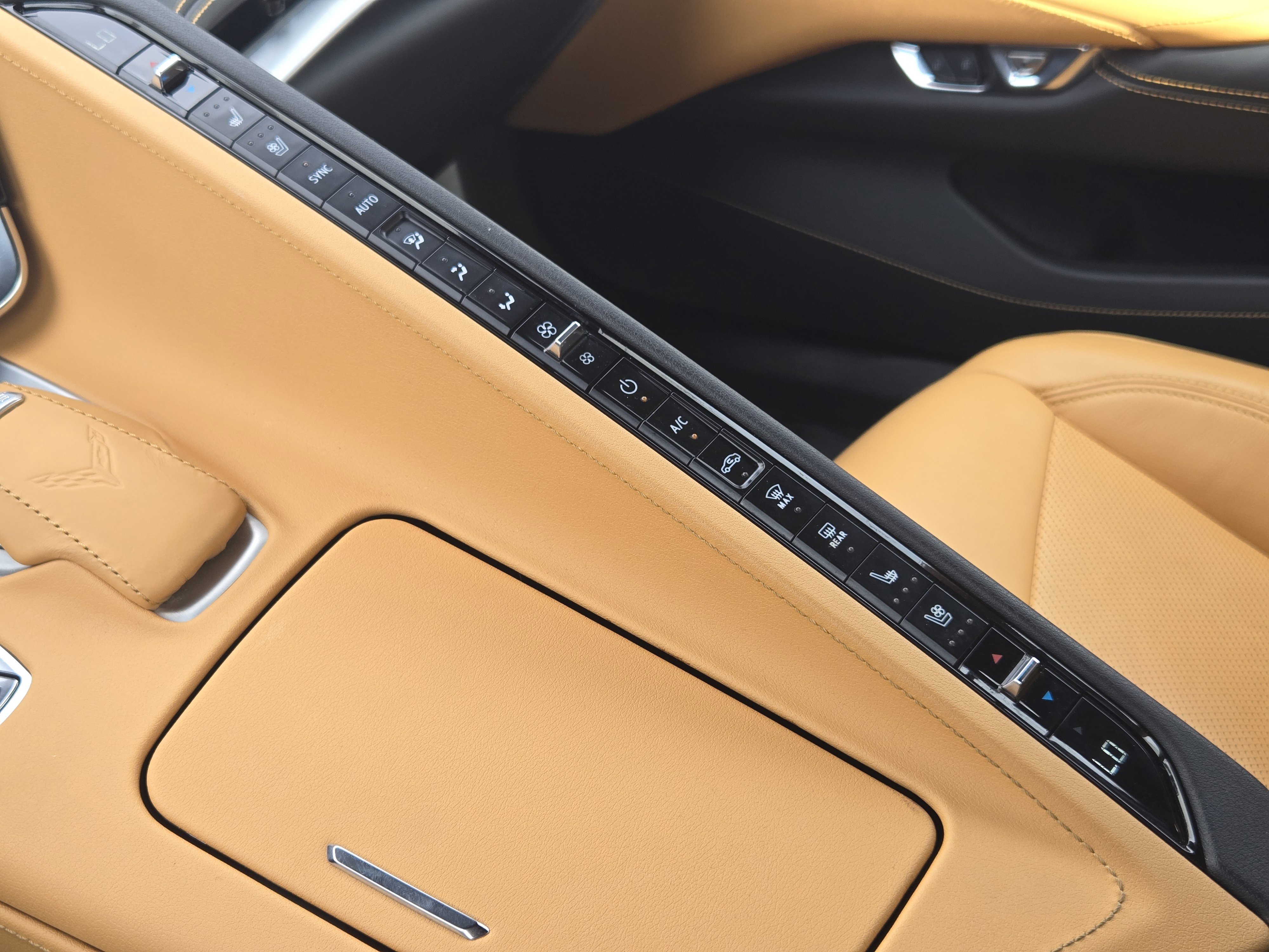 Used 2023 Chevrolet Corvette Stingray Preferred Cpe w/ Z51 Performance Package image 22