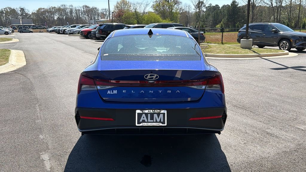 New 2026 Hyundai Elantra SE image 6