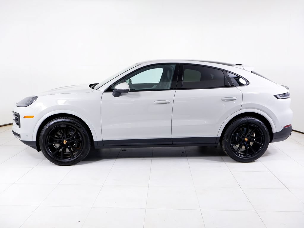 New 2026 Porsche Cayenne Coupe AWD/4WD image 2
