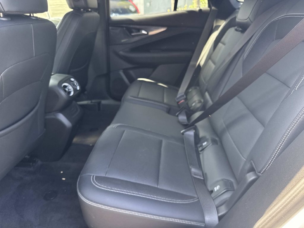 Used 2024 Chevrolet Blazer EV LT AWD/4WD image 14