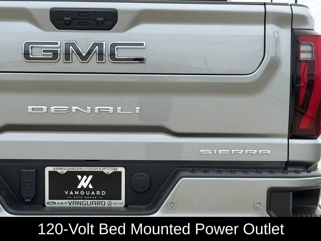 Used 2024 GMC Sierra 2500 Denali Ultimate AWD/4WD image 13