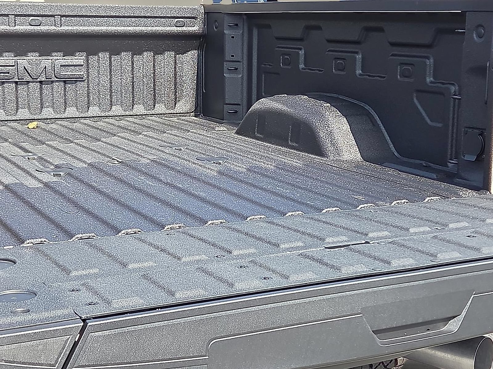 New 2026 GMC Sierra 2500 AT4X w/ AT4X AEV Edition AWD/4WD image 9