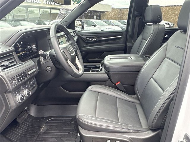 Used 2023 GMC Yukon Denali w/ Max Trailering Package AWD/4WD image 20