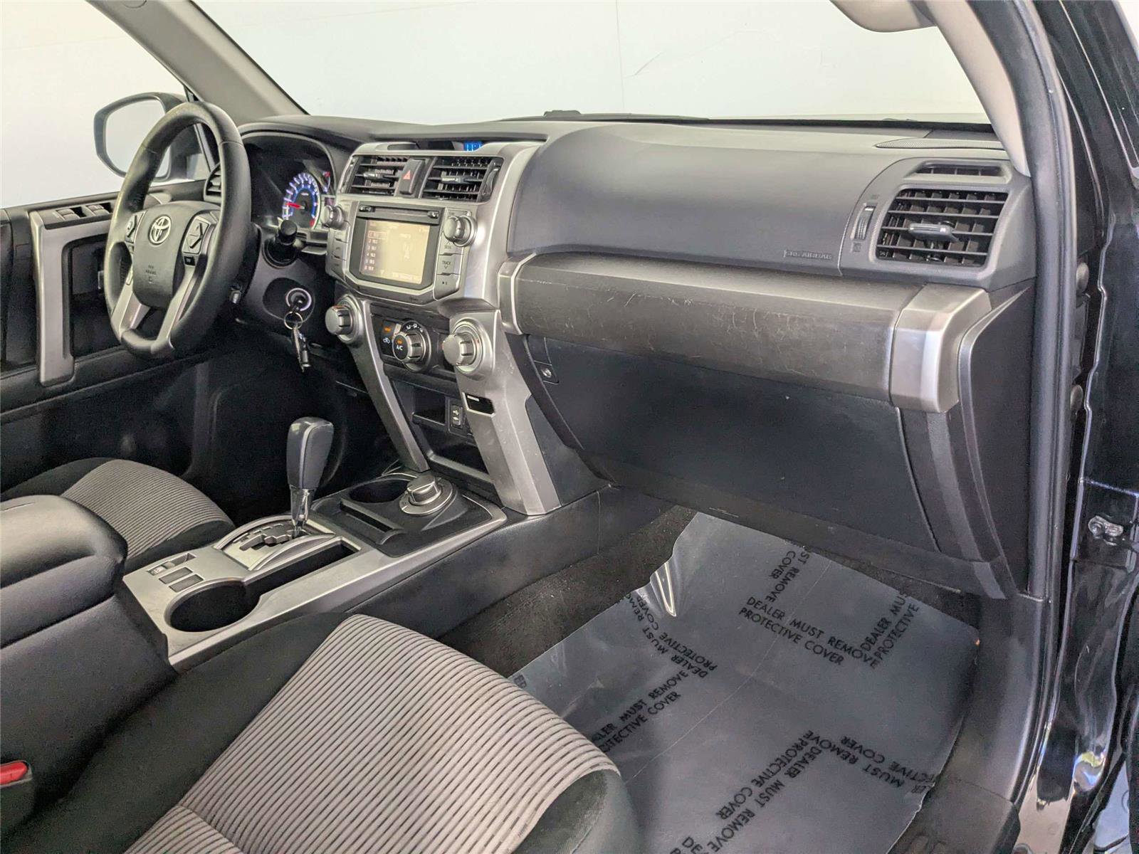 Used 2014 Toyota 4Runner SR5 AWD/4WD image 30