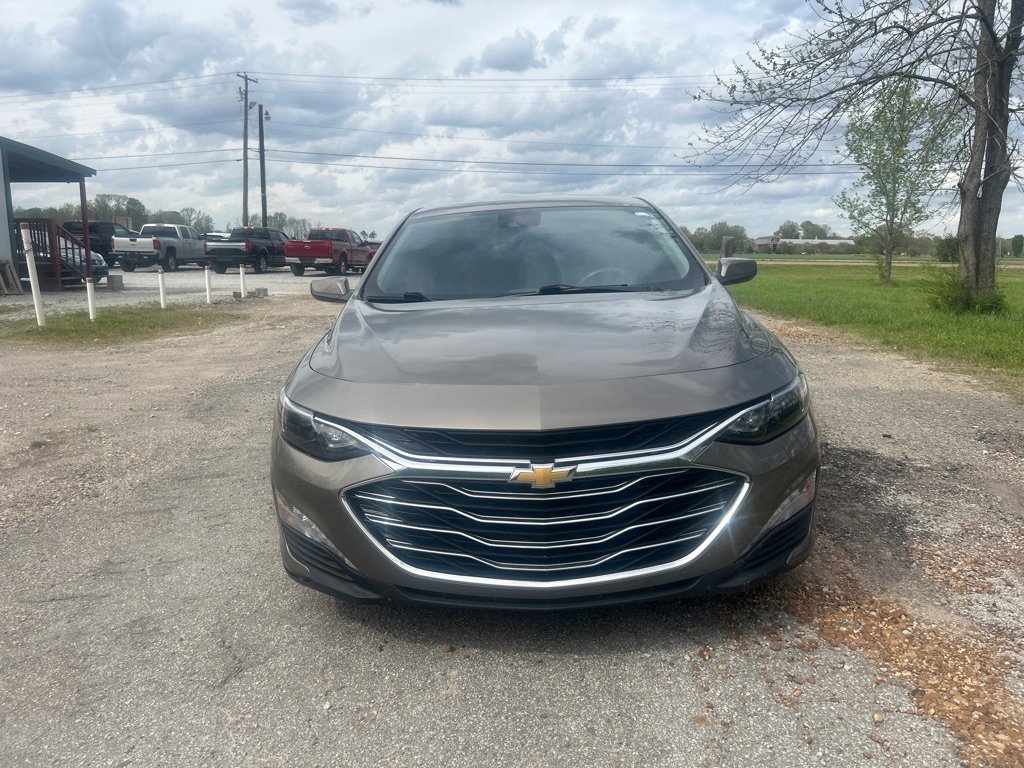 Used 2020 Chevrolet Malibu LT FWD image 2