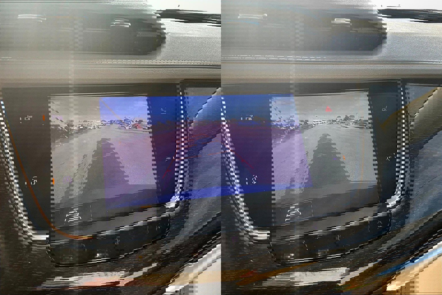 Used 2020 Cadillac XT6 Premium Luxury image 31