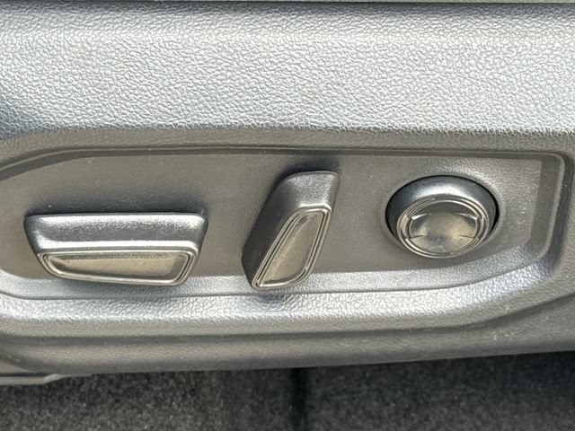 Used 2026 Toyota Tundra Limited w/ Power Package AWD/4WD image 22