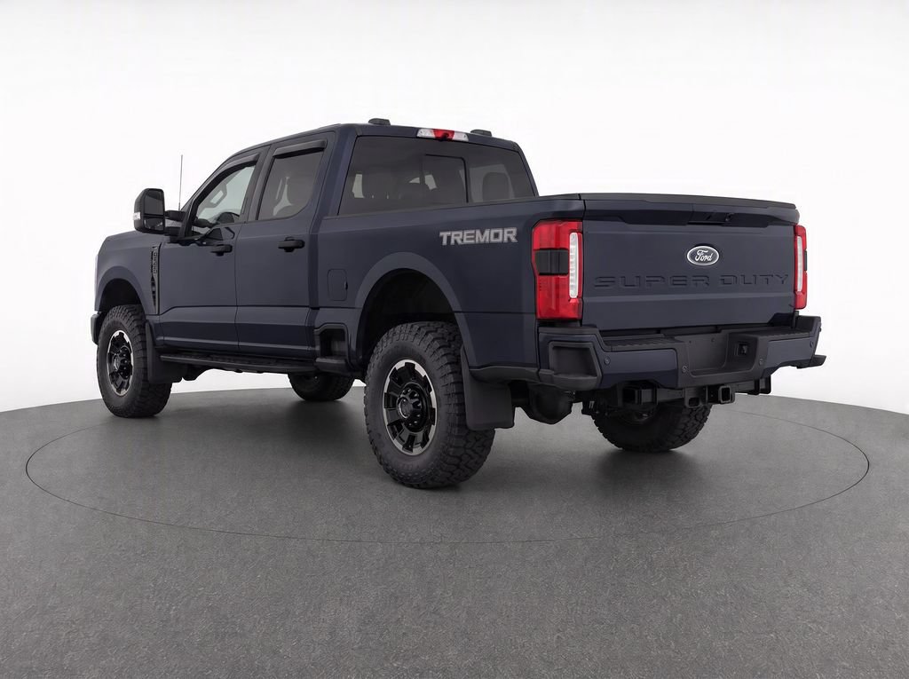 Used 2025 Ford F350 XLT w/ Black Appearance Package AWD/4WD image 6