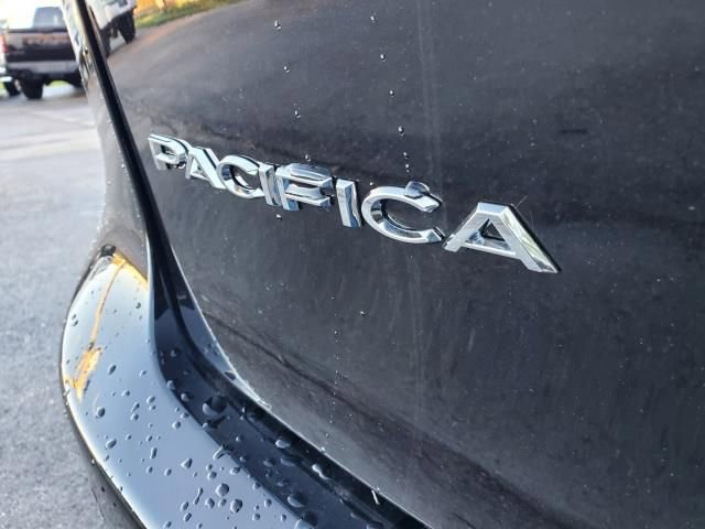 New 2026 Chrysler Pacifica Select image 26