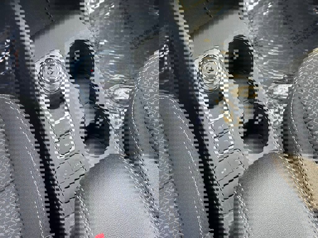 Used 2024 Ford Escape Active image 19