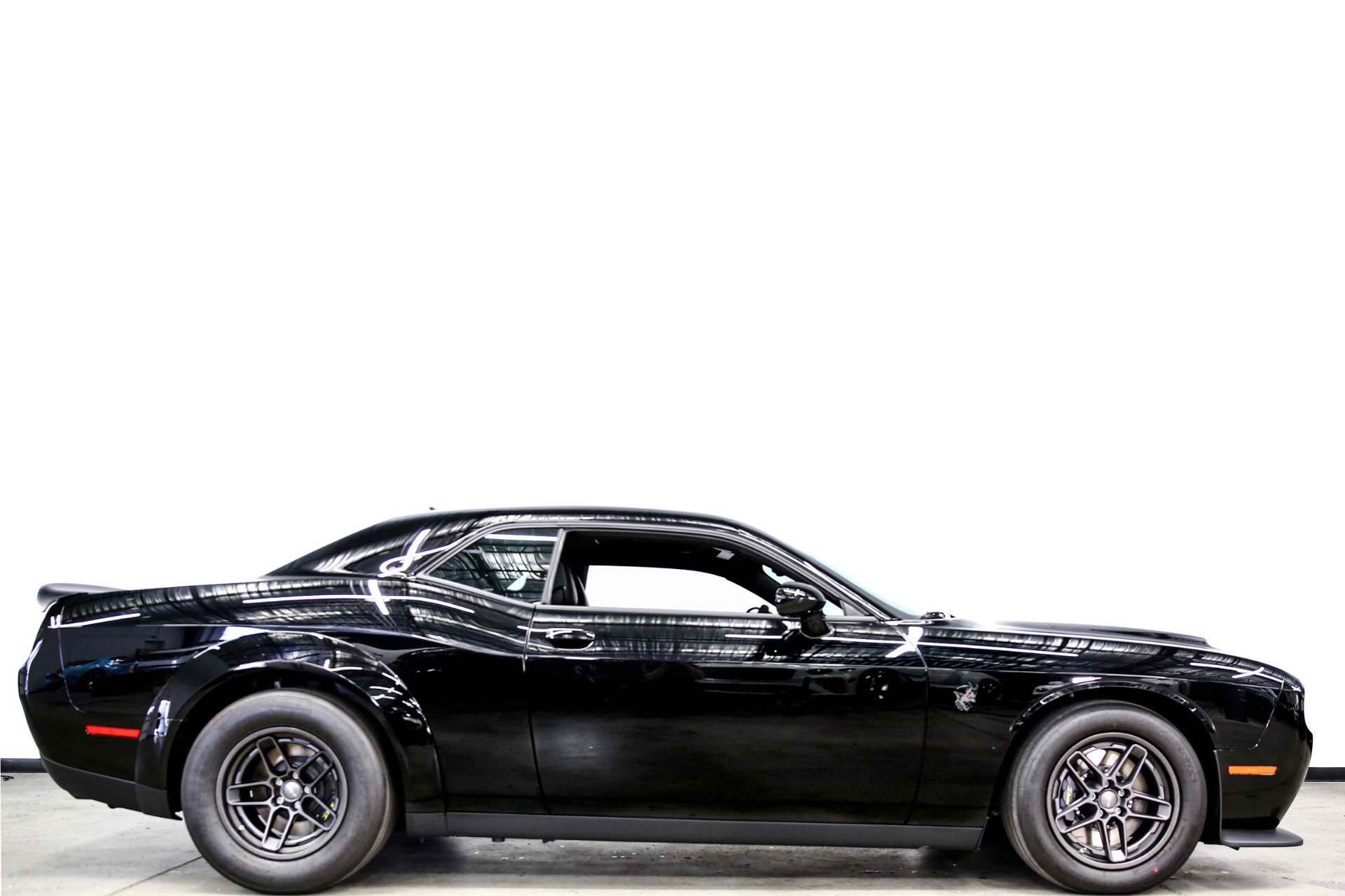 Used 2023 Dodge Challenger SRT Hellcat Redeye RWD image 2