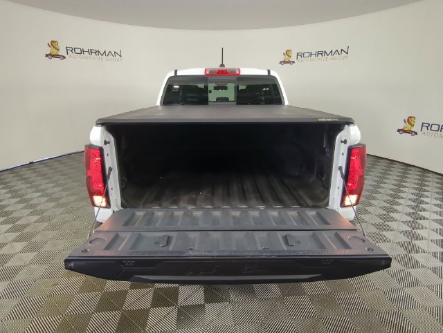 Used 2025 Chevrolet Colorado LT w/ Advanced Trailering Package AWD/4WD image 35