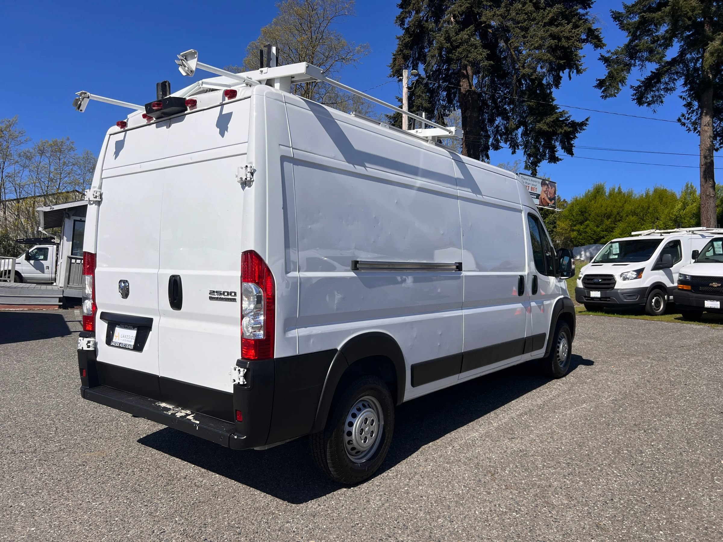 Used 2024 RAM ProMaster 2500 w/ Convenience Group FWD image 7