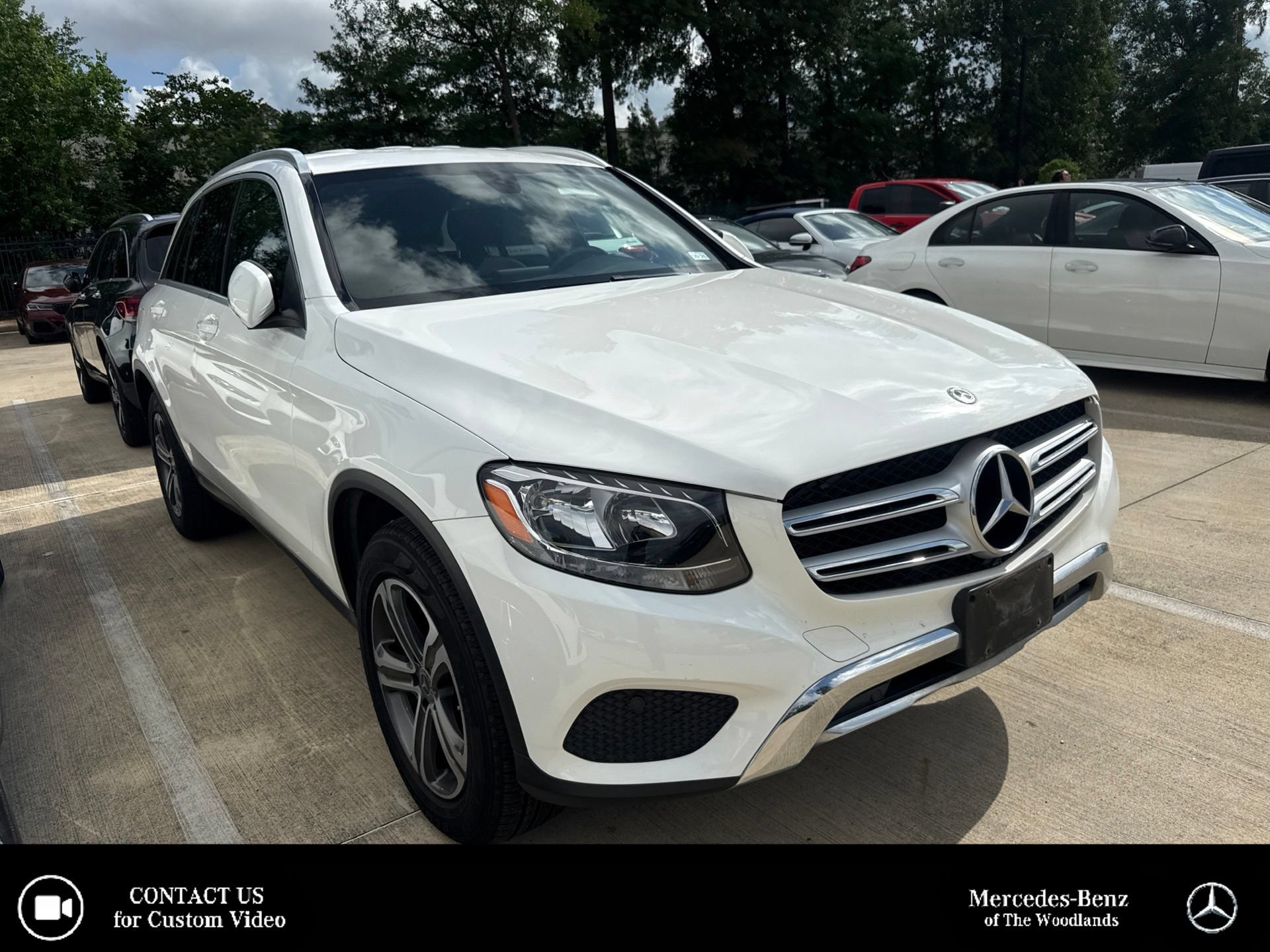 Used 2019 Mercedes-Benz GLC 300 4MATIC image 1