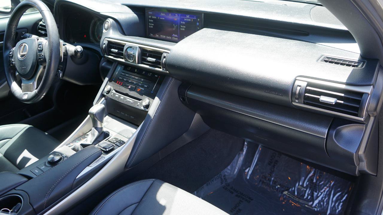 Used 2018 Lexus IS 300 F Sport RWD image 12