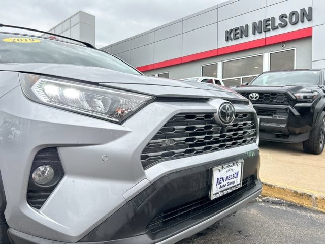 Used 2019 Toyota RAV4 Limited w/ Advanced Technology Package AWD/4WD image 4