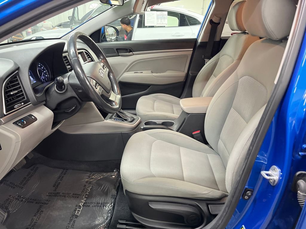 Used 2017 Hyundai Elantra SE w/ SE A/T Tech Package 03 image 12