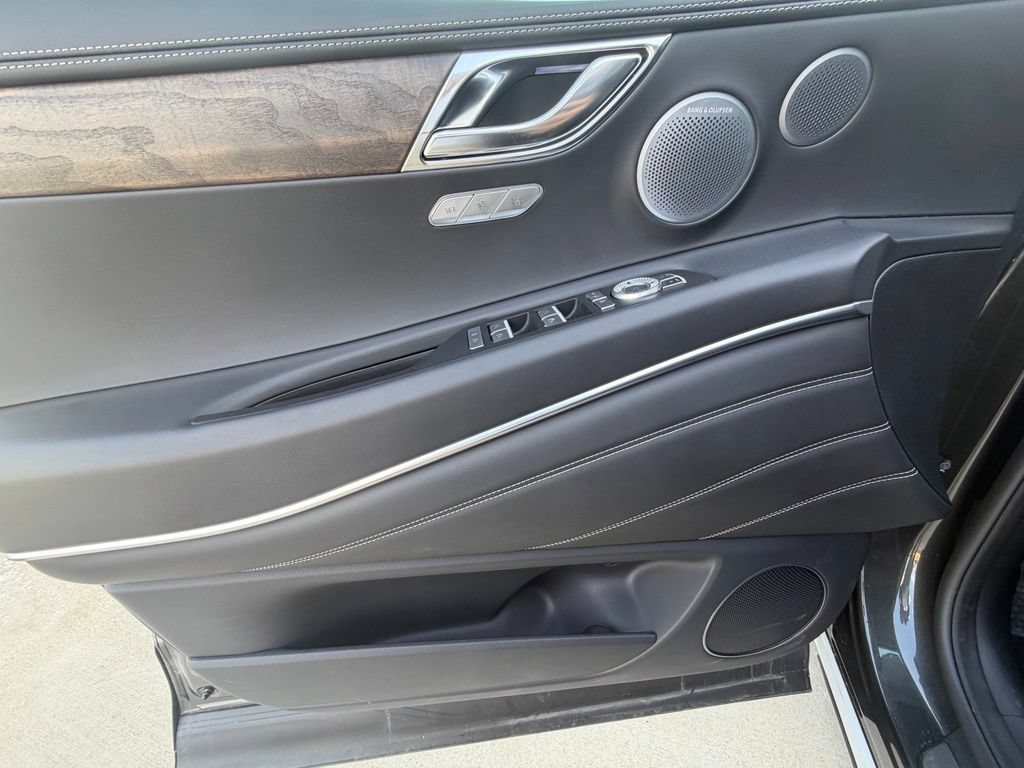 Used 2025 Genesis GV80 3.5T Prestige AWD/4WD image 15