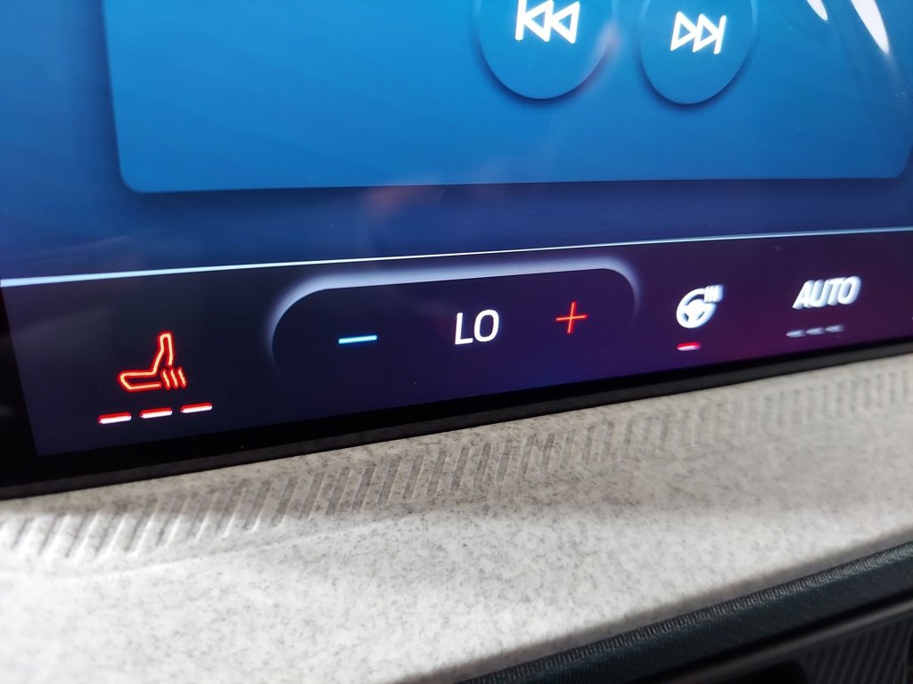 New 2025 Ford Maverick XLT w/ XLT Luxury Package image 4