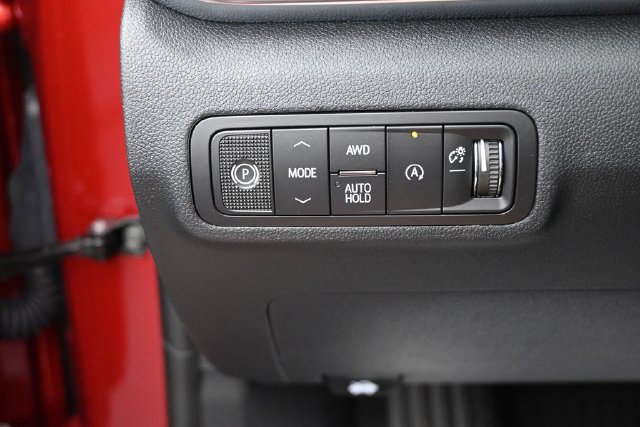 New 2027 GMC Terrain Elevation w/ LPO, Floor Liner Package AWD/4WD image 29