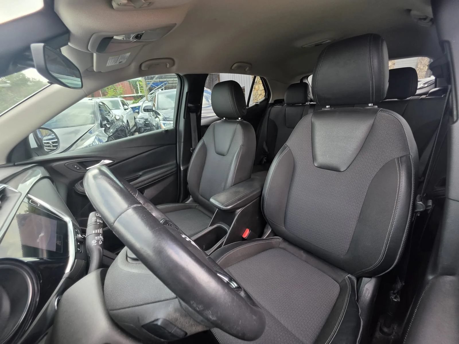 Used 2022 Buick Encore GX Select FWD image 14