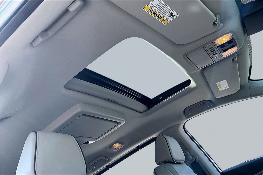 Certified 2025 Honda Odyssey Touring image 27