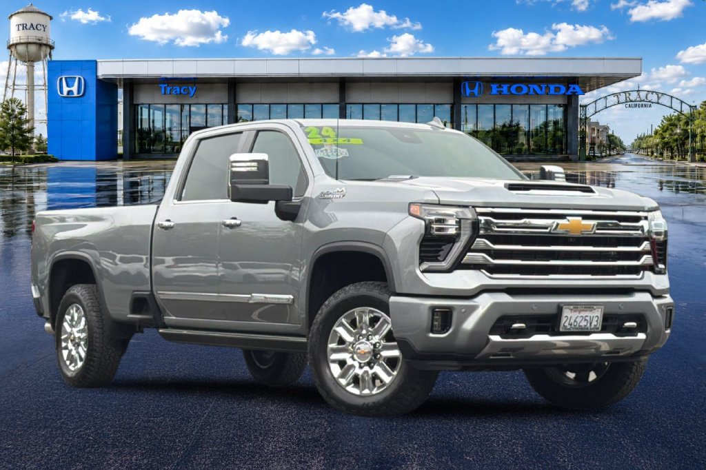 Used 2024 Chevrolet Silverado 3500 High Country w/ Technology Package