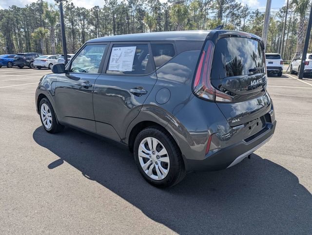 Used 2024 Kia Soul LX image 5
