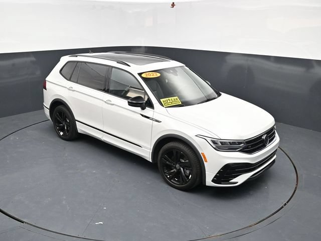 Used 2023 Volkswagen Tiguan SE R-Line AWD/4WD image 51