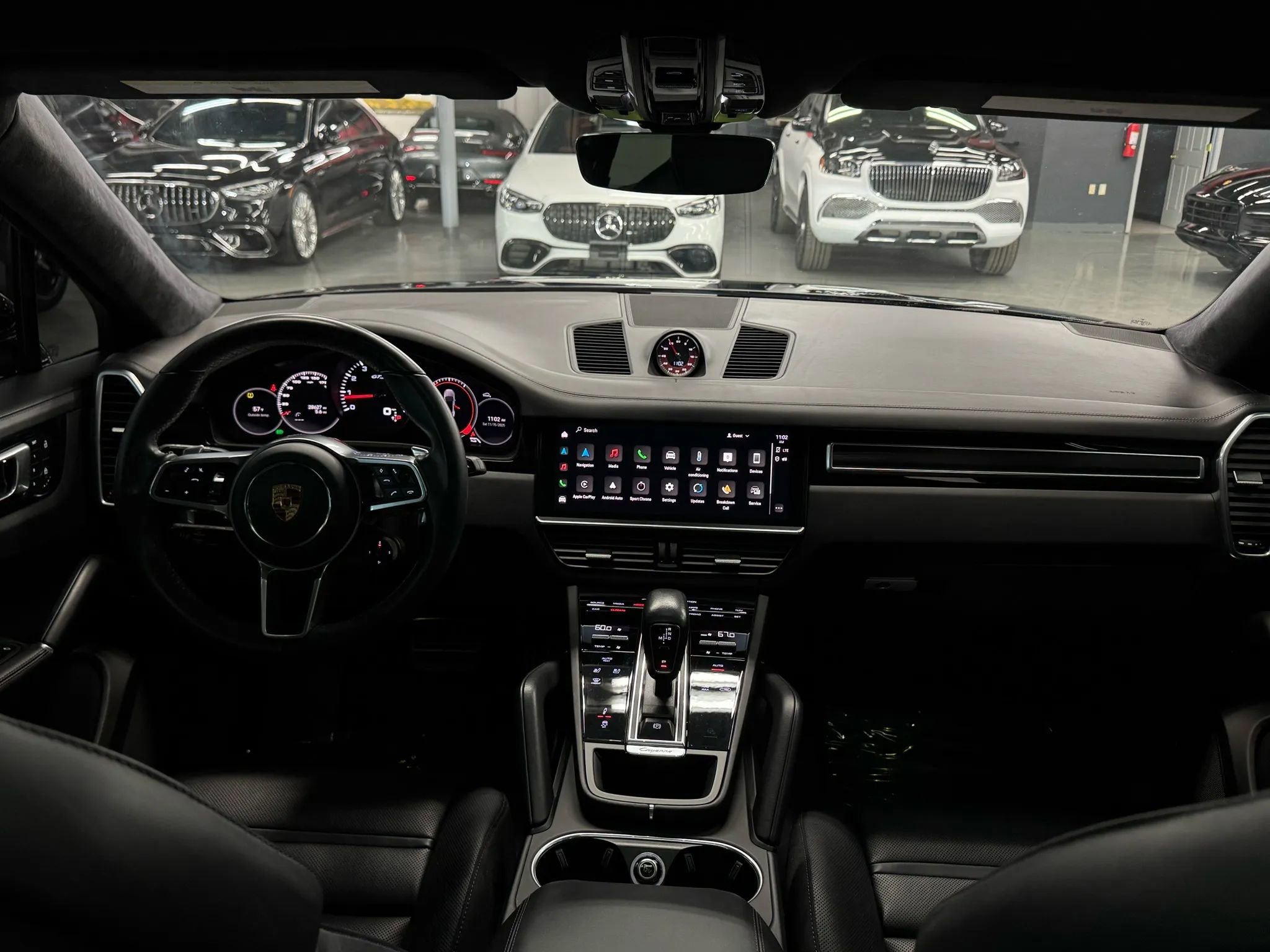 Used 2023 Porsche Cayenne GTS image 31