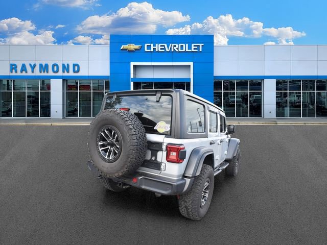 Used 2024 Jeep Wrangler Unlimited Sport AWD/4WD image 3