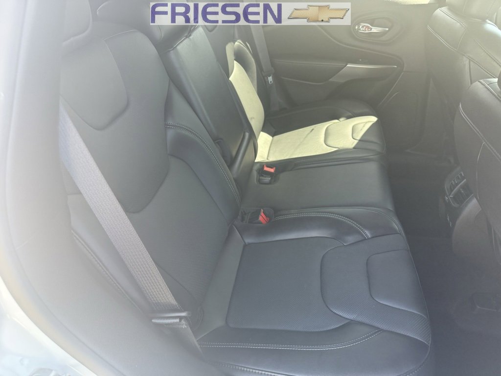 Used 2021 Jeep Cherokee Latitude Lux image 23